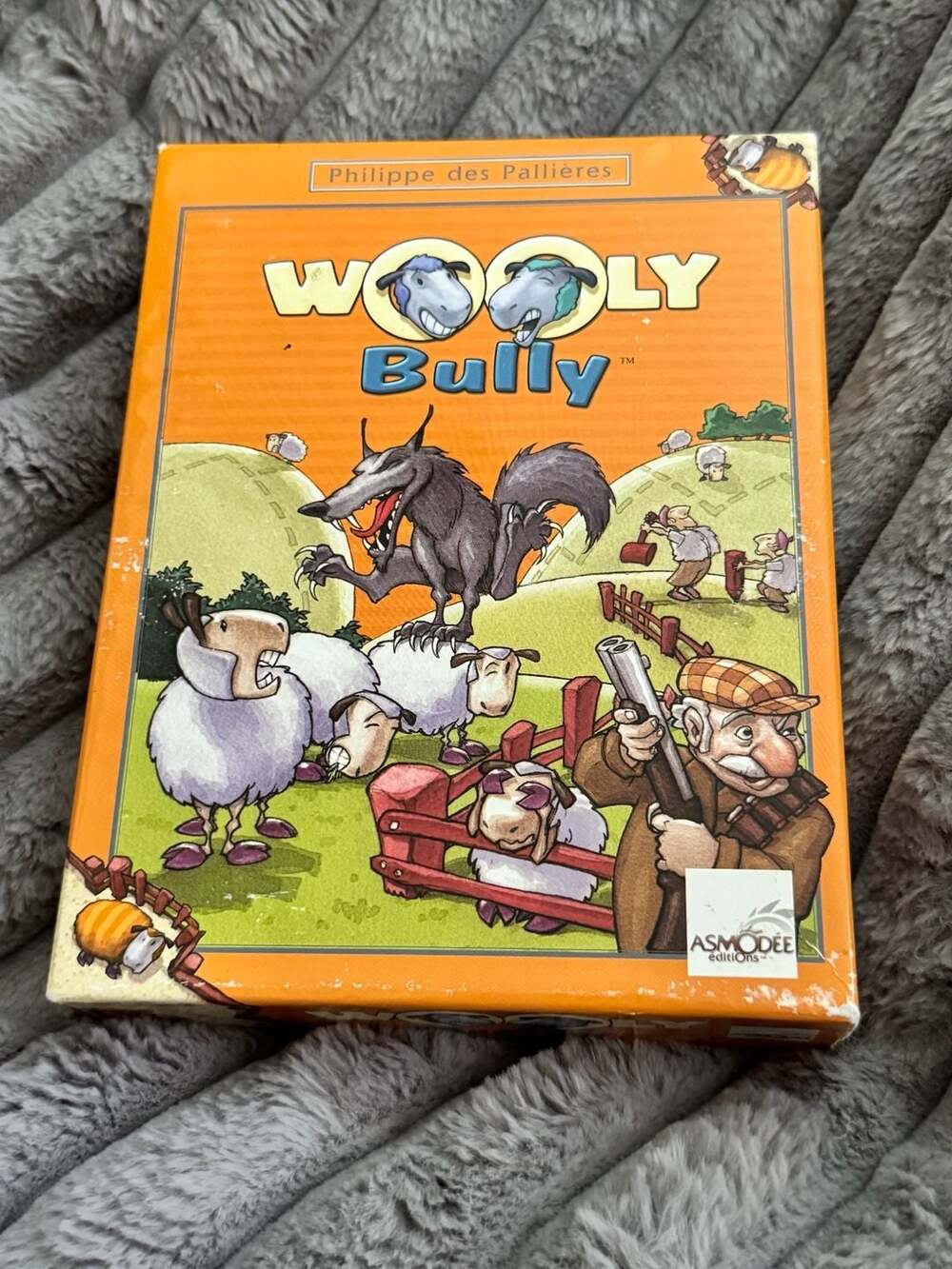 Wooly Bully Strategy Board Game by Asmodee Editions